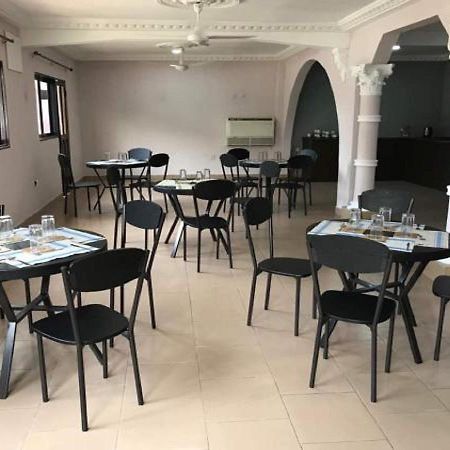 First Choice Hotel أكرا المظهر الخارجي الصورة
